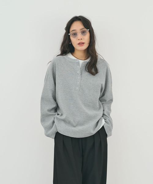 STELLA FISH（ステラフィッシュ）の「刺繍いりワッフルトップス（Tシャツ/カットソー・レディース・ブラウン/グレー・FREE）」の3枚目の写真