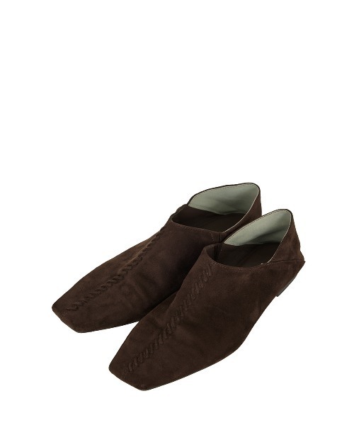 Ameri(アメリ)の「EMBROIDERY FAKE SUEDE SLIP-ON(スリッポン・レディース・レッド/ブラウン/スカイブルー・SMALL/MEDIUM/LARGE)」の4枚目の写真