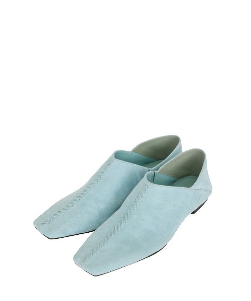 Ameri(アメリ)の「EMBROIDERY FAKE SUEDE SLIP-ON(スリッポン・レディース・レッド/ブラウン/スカイブルー・SMALL/MEDIUM/LARGE)」の5枚目の写真
