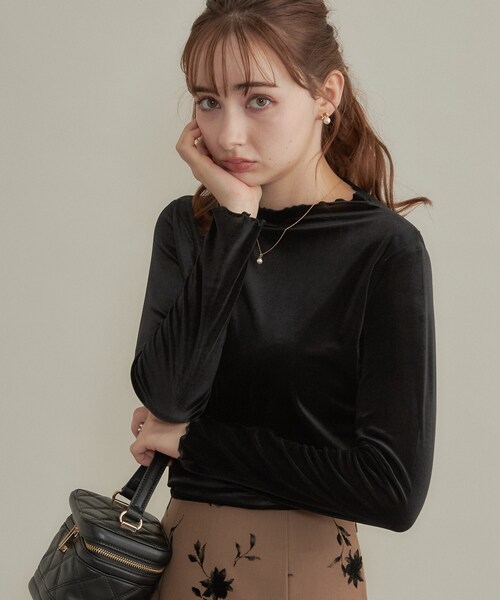 couture brooch（クチュールブローチ）の「【上品な透け感・洗濯機可】シアーベロアトップス（Tシャツ/カットソー・レディース・ピンク系/ブラック/ベージュ・38/40/36/42）」の8枚目の写真