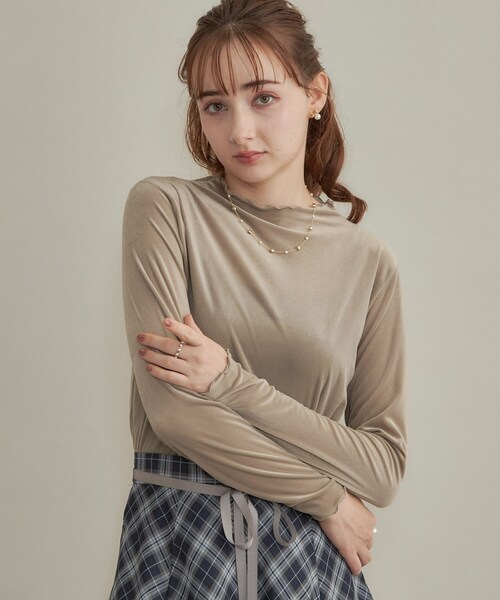 couture brooch（クチュールブローチ）の「【上品な透け感・洗濯機可】シアーベロアトップス（Tシャツ/カットソー・レディース・ピンク系/ブラック/ベージュ・38/40/36/42）」の13枚目の写真