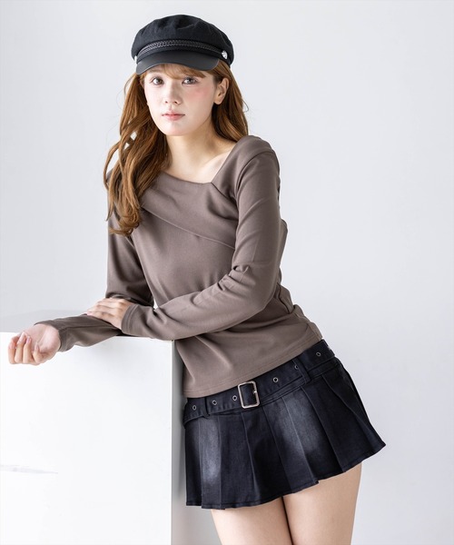 clear（クリア）の「クロスリブ長袖カットソー［骨格ウェーブ／きれいめカジュアル／大人フェミニン］（Tシャツ/カットソー・レディース・イエロー系その他/サックスブルー/ネイビー/オフホワイト/ブラック/ブラウン・F）」の4枚目の写真
