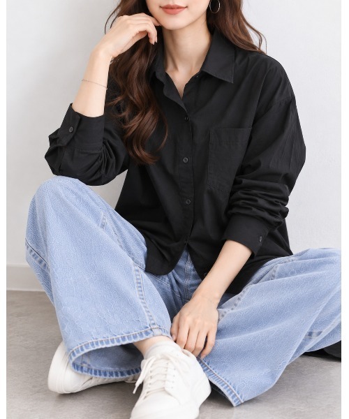 FAZVY(ファズビー)の「ゆったり着こなす 洗練ロングシルエットシャツ(シャツ/ブラウス・レディース・ブラック/ホワイト・L/M)」の10枚目の写真