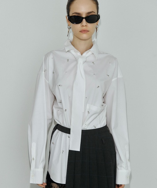 JOSE MOON(ジョゼムーン)の「REPOS OVER BOWTIE SHIRT with BIJOU/リポスオーバーボウタイシャツwithビジュー(シャツ/ブラウス・レディース・ブルー系その他/ホワイト・FREE)」の14枚目の写真