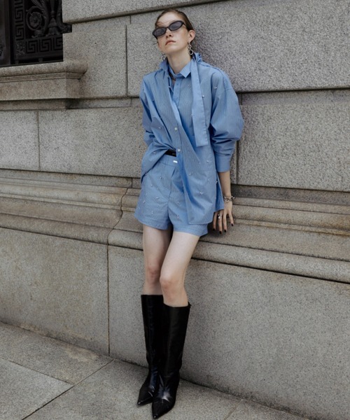 JOSE MOON(ジョゼムーン)の「REPOS OVER BOWTIE SHIRT with BIJOU/リポスオーバーボウタイシャツwithビジュー(シャツ/ブラウス・レディース・ブルー系その他/ホワイト・FREE)」の13枚目の写真