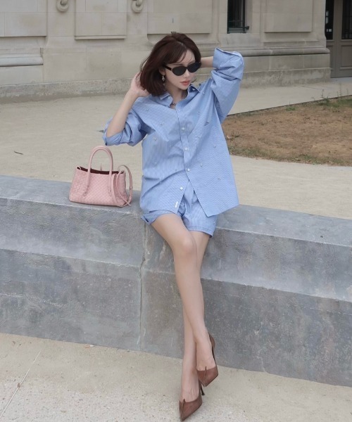 JOSE MOON(ジョゼムーン)の「REPOS OVER BOWTIE SHIRT with BIJOU/リポスオーバーボウタイシャツwithビジュー(シャツ/ブラウス・レディース・ブルー系その他/ホワイト・FREE)」の7枚目の写真