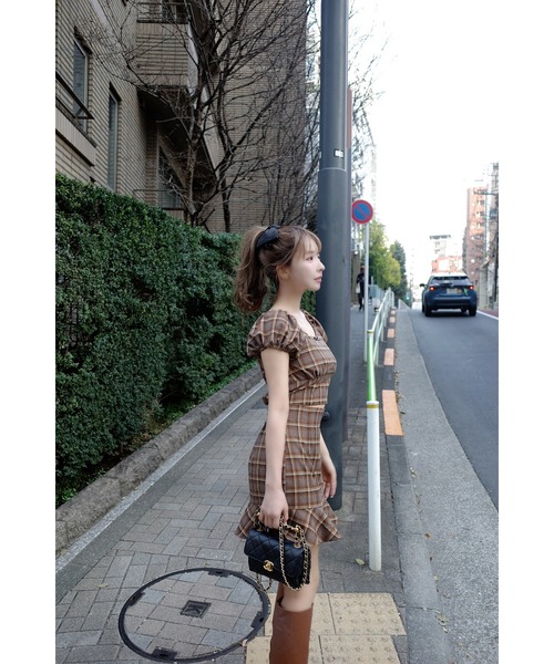 MISTREASS(ミストレアス)の「Checkered Mini Puff Top & Mini Skirt(セットアップ・レディース・ブラウン・FREE)」の12枚目の写真