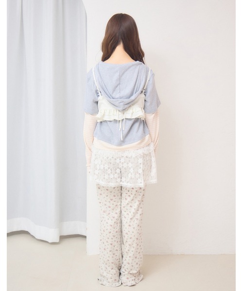Lolime by mellfy memory(ロリミー バイ メルフィーメモリー)の「frill rose jacquard bustier(Tシャツ/カットソー・レディース・ホワイト/ピンク・FREE)」の7枚目の写真