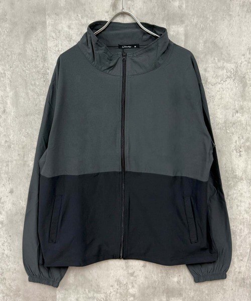 Universal Style Wear(ユニバーサルスタイルウェア)の「マルチファンクション スタンドカラーブルゾン(ブルゾン・メンズ・チャコールグレー/ブラック/カーキ/ベージュ・M/XL/L)」の3枚目の写真
