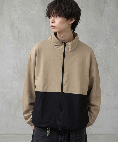 Universal Style Wear(ユニバーサルスタイルウェア)の「マルチファンクション スタンドカラーブルゾン(ブルゾン・メンズ・チャコールグレー/ブラック/カーキ/ベージュ・M/XL/L)」の6枚目の写真