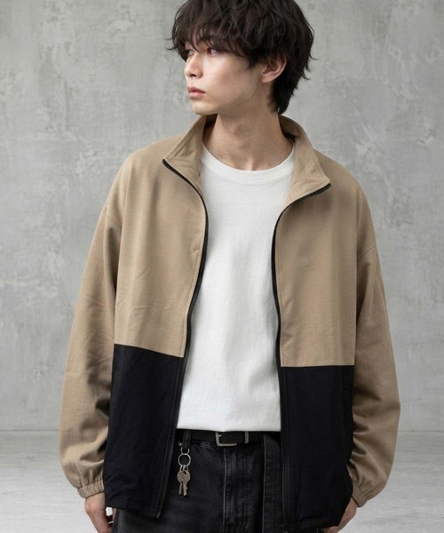 Universal Style Wear(ユニバーサルスタイルウェア)の「マルチファンクション スタンドカラーブルゾン(ブルゾン・メンズ・チャコールグレー/ブラック/カーキ/ベージュ・M/XL/L)」の7枚目の写真