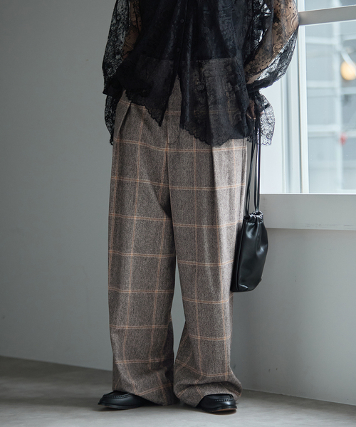 journal standard L'essage(ジャーナルスタンダードレサージュ)の「L' ESSENTIAL BALLI チェックパンツ(スラックス・レディース・ブラウン系その他/グレー・36/38)」の8枚目の写真