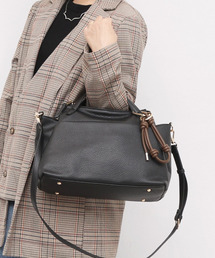 カシュカシュ cachecache / チャーム付シボフェイクレザー2wayバッグ
