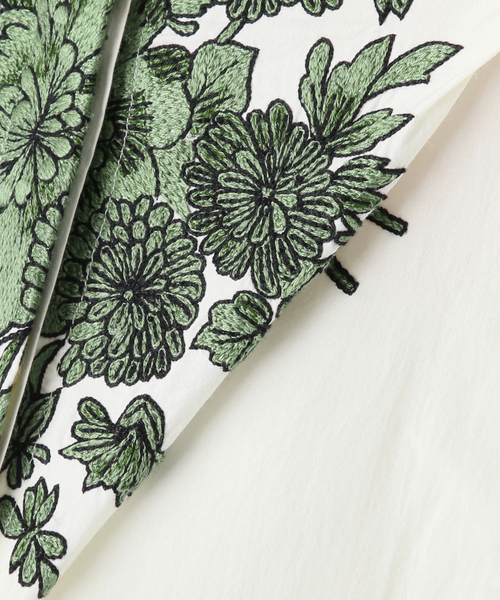 VERMEIL par iena(ヴェルメイユパーイエナ)の「mii ミイ Hand Embroidered シャツ(シャツ/ブラウス・レディース・アイボリー・FREE)」の2枚目の写真