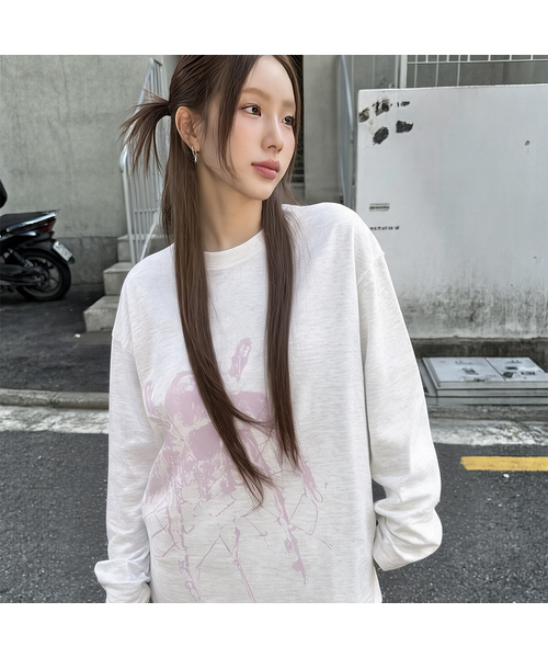 GRAVER（グレーバー）の「[UNISEX]HARMLES ロングスリーブ_3color（Tシャツ/カットソー・レディース・ホワイト/ブラック/ホワイト系その他2・MEDIUM/LARGE）」の2枚目の写真