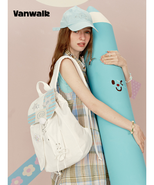 VANWALK（バンウォーク）の「ユニバースバックパック[ホワイト]（バックパック/リュック・レディース・ホワイト・FREE）」の2枚目の写真