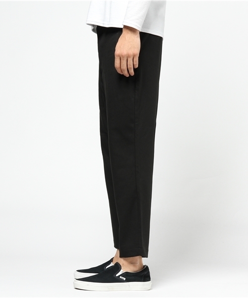 WEGO(ウィゴー)の「WEGO/裏起毛ストレッチテーパードパンツ(その他パンツ・メンズ・ライトグレー/ブルー系その他2/ブラック・MEDIUM/LARGE)」の4枚目の写真