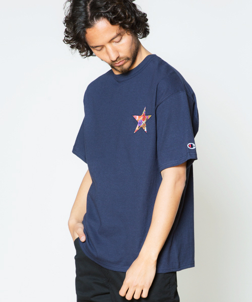 rehacer STAND(レアセルスタンド)の「【直営限定】Flower Star Big T on Champion body Limited Coloer(Tシャツ/カットソー・メンズ・ホワイト/ネイビー/グレー/ブラック・SMALL/MEDIUM/LARGE)」の4枚目の写真