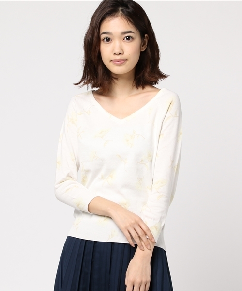 プロポーションボディドレッシング☆美品フラワープリントニット PROPORTION BODY DRESSING（プロポーションボディドレッシング）の