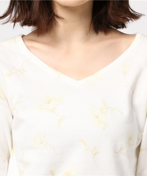 プロポーションボディドレッシング☆美品フラワープリントニット 楽天市場】【SALE／60%OFF】アンティークフラワープリントニット