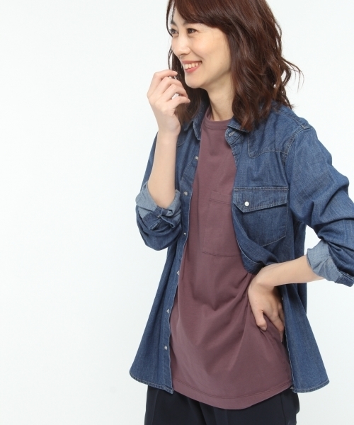 LAKOLE（ラコレ）の「【汗ジミ軽減】ロールアップスリーブクルーネックTシャツ / LAKOLE（Tシャツ/カットソー・レディース・オリーブ/ブラック/アイボリー/グレー/プラム/ホワイト・SMALL/LARGE/MEDIUM）」の6枚目の写真