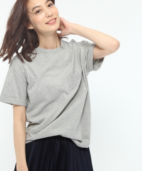 LAKOLE（ラコレ）の「【汗ジミ軽減】ロールアップスリーブクルーネックTシャツ / LAKOLE（Tシャツ/カットソー・レディース・オリーブ/ブラック/アイボリー/グレー/プラム/ホワイト・SMALL/LARGE/MEDIUM）」の11枚目の写真