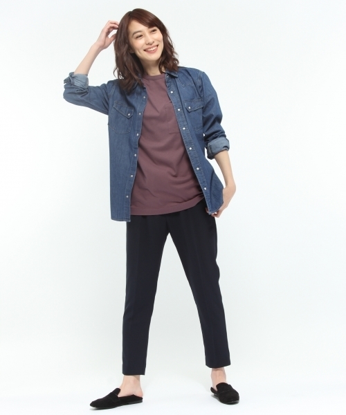 LAKOLE（ラコレ）の「【汗ジミ軽減】ロールアップスリーブクルーネックTシャツ / LAKOLE（Tシャツ/カットソー・レディース・オリーブ/ブラック/アイボリー/グレー/プラム/ホワイト・SMALL/LARGE/MEDIUM）」の15枚目の写真