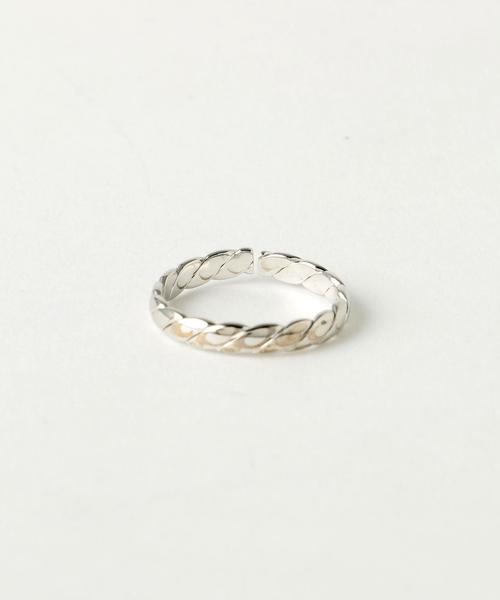 green label relaxing(グリーンレーベルリラクシング)の「KC ツイストメタル/リング ◆(リング・レディース・ゴールド/シルバー・FREE)」の2枚目の写真