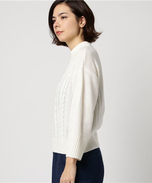 earth music&ecology(アースミュージックアンドエコロジー)の「・クロスケーブルニットプルオーバー(ニット/セーター・レディース・ネイビー/ライトグレー/ベージュ/アイボリー・FREE)」の8枚目の写真