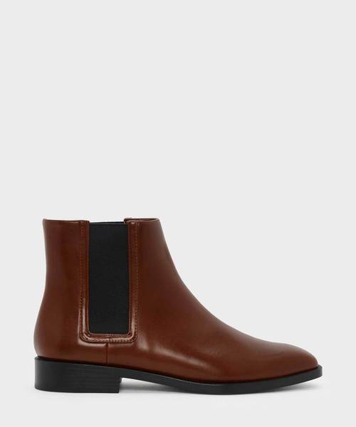 CHARLES & KEITH（チャールズ & キース）の「クラシックチェルシーブーツ / CLASSIC CHELSEA BOOTS（ブーツ・レディース・ブラック/ブルー/ライトブラウン・22.5cm/23cm/23.5cm/24.5cm/25cm/25.5cm）」の2枚目の写真
