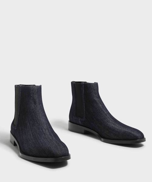 CHARLES & KEITH（チャールズ & キース）の「クラシックチェルシーブーツ / CLASSIC CHELSEA BOOTS（ブーツ・レディース・ブラック/ブルー/ライトブラウン・22.5cm/23cm/23.5cm/24.5cm/25cm/25.5cm）」の14枚目の写真