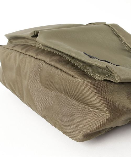 PORTER（ポーター）の「【PORTER】SHOULDER BAG(S)/FORCE / 855-05457（ショルダーバッグ・メンズ・ブラック/ネイビー/カーキ・FREE）」の5枚目の写真
