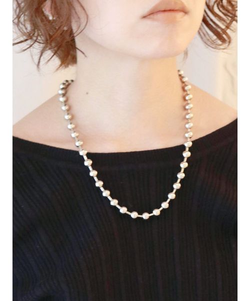 Ungrid（アングリッド）の「ボールチェーンネックレス（ネックレス・レディース・シルバー/ゴールド・FREE）」の2枚目の写真