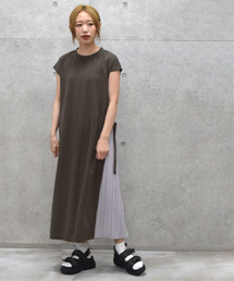 W Closet ダブルクローゼット の スリットプリーツワンピース ワンピース Wear