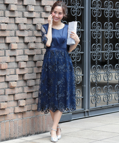 SMILE ORCHID（スマイルオーキッド）の「花柄刺繍ワンピースパーティー