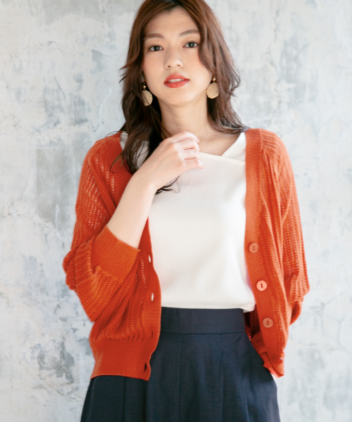 GLOBAL WORK（グローバルワーク）の「リブアシメネックプルオーバー【UVケア】/839929（Tシャツ/カットソー・レディース・ホワイト/オフホワイト/ネイビー/ブラック・MEDIUM/LARGE）」の7枚目の写真