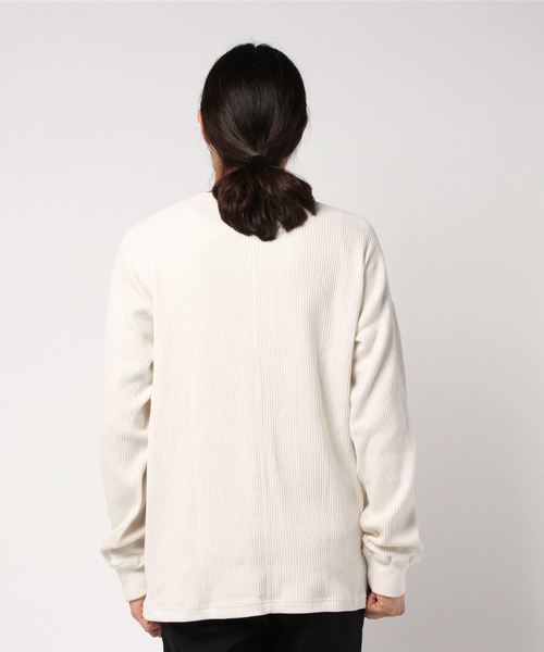 WEGO(ウィゴー)の「WEGO VINTAGE/変形リブロングTシャツ(Tシャツ/カットソー・メンズ・オフホワイト/ブラック・MEDIUM/LARGE)」の5枚目の写真