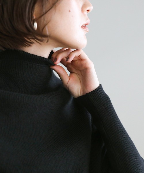 select MOCA(セレクトモカ)の「レイヤードニットセットアップ(セットアップ・レディース・ブラック/ブラウン/アイボリー・FREE)」の22枚目の写真