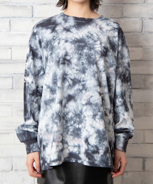 WEGO（ウィゴー）の「WEGO/タイダイビッグシルエットロンT（Tシャツ/カットソー・レディース・グリーン/グレー・FREE）」の3枚目の写真