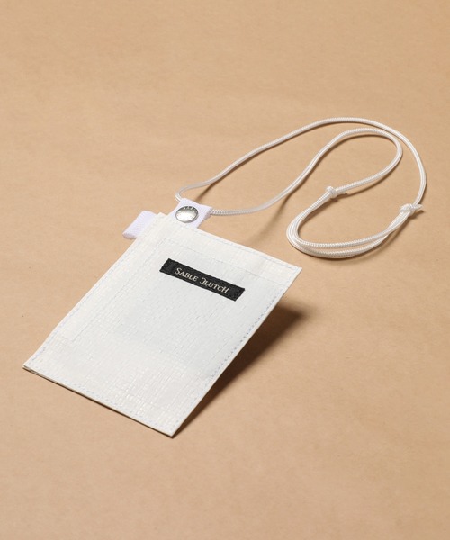 SABLE CLUTCH（セーブルクラッチ）の「EASY HOOK WALLET - NECK CORD wWHITE（財布・レディース・シルバー/ホワイト・ONE SIZE）」の2枚目の写真