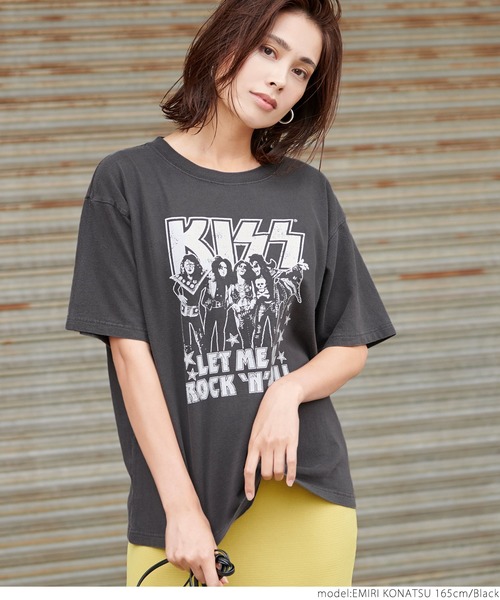coca(coca)(コカ)の「KISSモノクロ ロックTシャツ(Tシャツ/カットソー・レディース・ブラック・ONE SIZE)」の7枚目の写真
