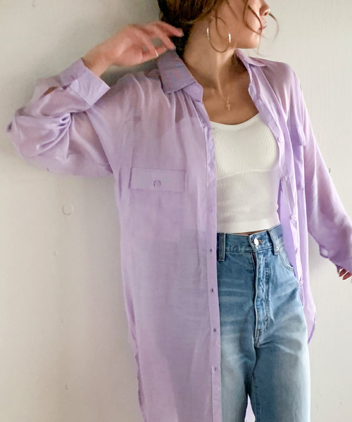JUNOAH(ジュノア)の「オーバーサイズスリットシアーシャツ(シャツ/ブラウス・レディース・ホワイト/ブラック/ライトグレー/チャコール/ベージュ/グレイッシュベージュ/カーキ/ミント/ブルー/ネイビー/ブルーグリーン/ラベンダー/キャメル/ピンク系その他/ワイン・FREE)」の13枚目の写真