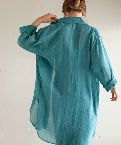 JUNOAH(ジュノア)の「オーバーサイズスリットシアーシャツ(シャツ/ブラウス・レディース・ホワイト/ブラック/ライトグレー/チャコール/ベージュ/グレイッシュベージュ/カーキ/ミント/ブルー/ネイビー/ブルーグリーン/ラベンダー/キャメル/ピンク系その他/ワイン・FREE)」の12枚目の写真