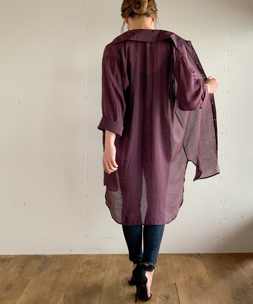 JUNOAH(ジュノア)の「オーバーサイズスリットシアーシャツ(シャツ/ブラウス・レディース・ホワイト/ブラック/ライトグレー/チャコール/ベージュ/グレイッシュベージュ/カーキ/ミント/ブルー/ネイビー/ブルーグリーン/ラベンダー/キャメル/ピンク系その他/ワイン・FREE)」の15枚目の写真