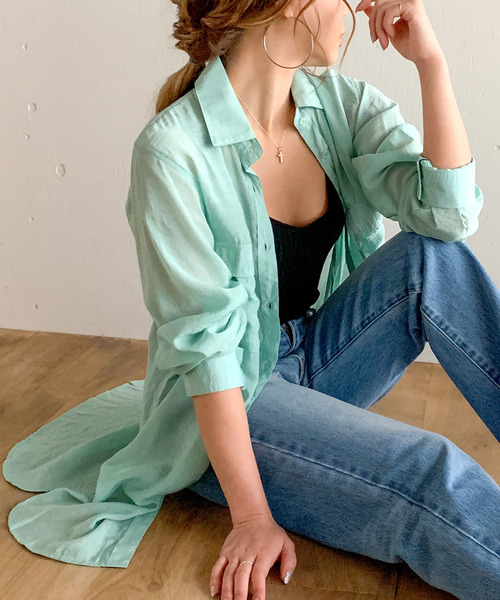 JUNOAH(ジュノア)の「オーバーサイズスリットシアーシャツ(シャツ/ブラウス・レディース・ホワイト/ブラック/ライトグレー/チャコール/ベージュ/グレイッシュベージュ/カーキ/ミント/ブルー/ネイビー/ブルーグリーン/ラベンダー/キャメル/ピンク系その他/ワイン・FREE)」の9枚目の写真