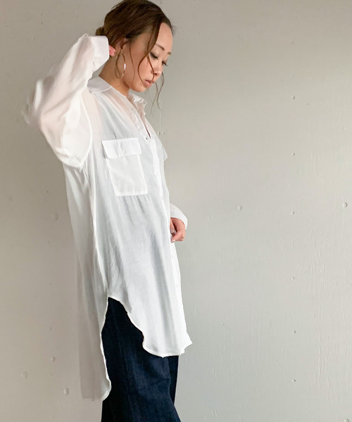 JUNOAH(ジュノア)の「オーバーサイズスリットシアーシャツ(シャツ/ブラウス・レディース・ホワイト/ブラック/ライトグレー/チャコール/ベージュ/グレイッシュベージュ/カーキ/ミント/ブルー/ネイビー/ブルーグリーン/ラベンダー/キャメル/ピンク系その他/ワイン・FREE)」の19枚目の写真