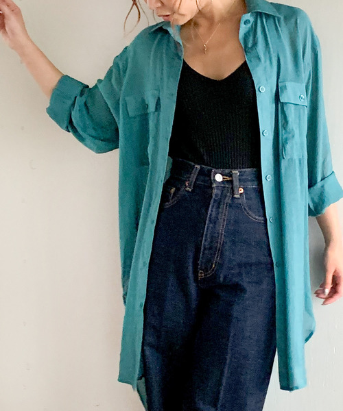 JUNOAH(ジュノア)の「オーバーサイズスリットシアーシャツ(シャツ/ブラウス・レディース・ホワイト/ブラック/ライトグレー/チャコール/ベージュ/グレイッシュベージュ/カーキ/ミント/ブルー/ネイビー/ブルーグリーン/ラベンダー/キャメル/ピンク系その他/ワイン・FREE)」の18枚目の写真