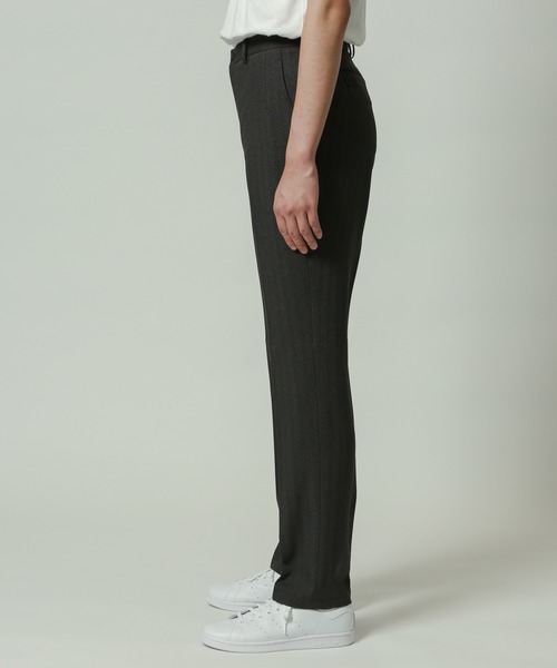 KASHIYAMA（カシヤマ）の「＜WASHABLE＞ウールライクヘリンボーンストレッチ テーパードパンツ（その他パンツ・メンズ・ダークネイビー/チャコールグレー・マルチサイズ）」の13枚目の写真