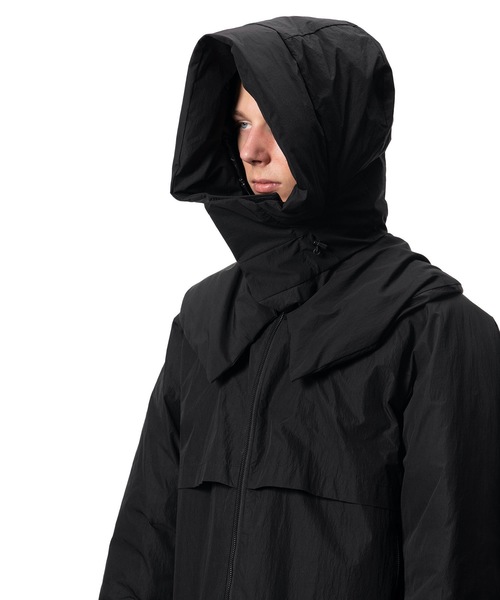 ATTACHMENT（アタッチメント）の「塩縮タスランナイロンタフタ フード付きダウンコート（ダウンジャケット/コート・メンズ・ブラック/ライトグレー/ダークグレー・1/2）」の7枚目の写真