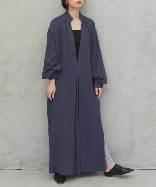 Libra Cue（リブラ キュー）の「Libra リラックスカフタンボリュームワンピース（ワンピース・レディース・ベージュ/ネイビー/ワイン・FREE）」の2枚目の写真